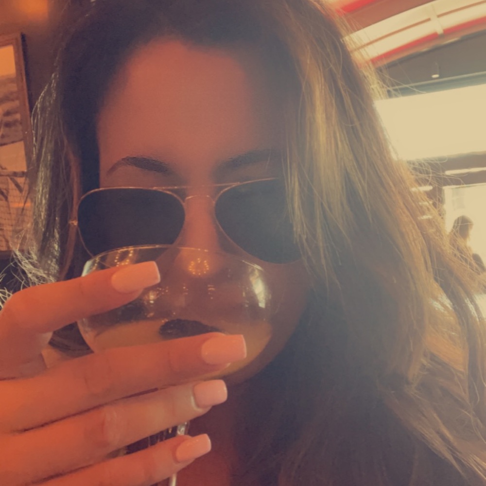 Meet your Posher, Marina